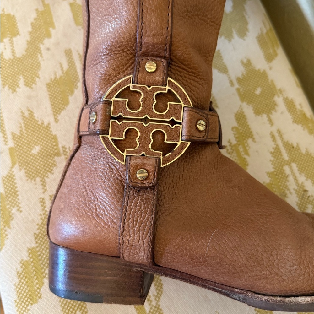 Tory Burch Brown Heeled Boots with Medallion - Picture 10 of 11